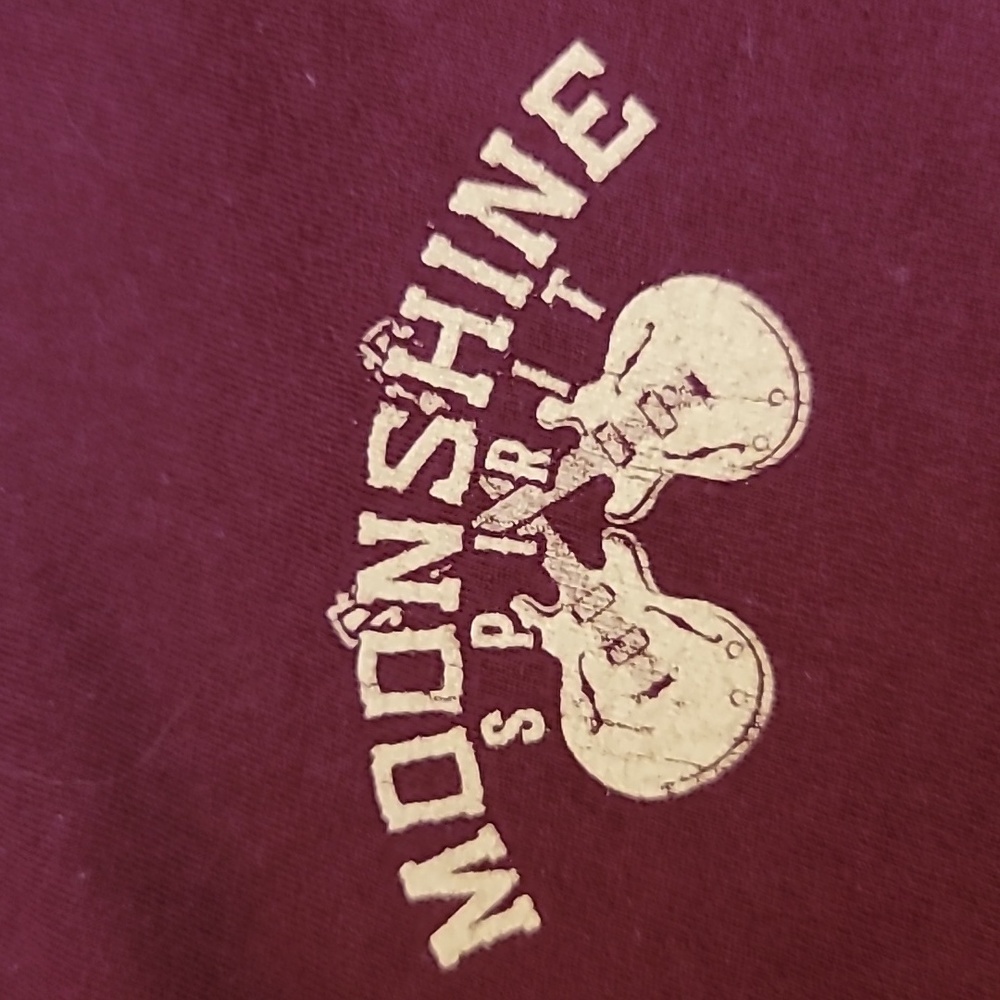 Moonshine Spirit Maroon tee Size XL by Brad Paisley guitar men's - Picture 8 of 11